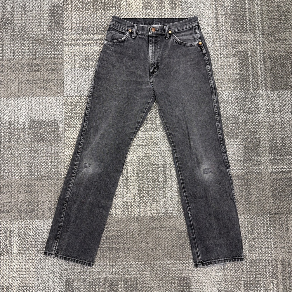 Wrangler Jeans Men 30x32 Black Denim 13MWZWK Distressed Cowboy Cut Western